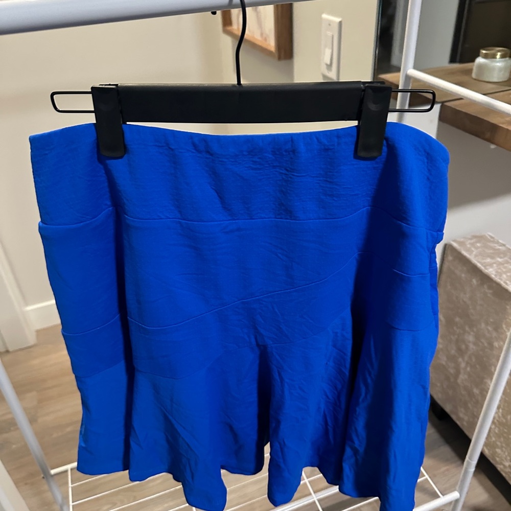 Ladies blue golf skort